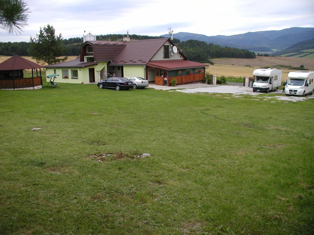 Hotel Penzion Dreveník Spišské Podhradie Esterno foto