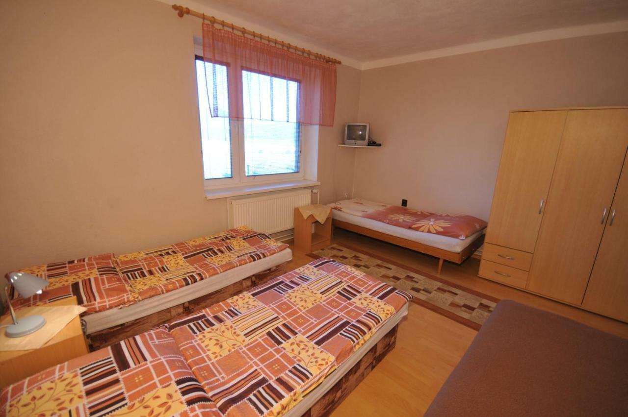 Hotel Penzion Dreveník Spišské Podhradie Esterno foto